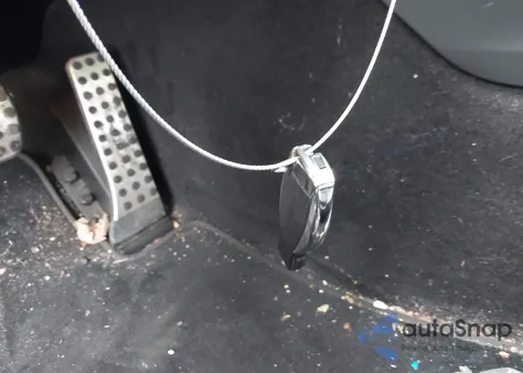 2016 Mercedes-Benz E 350 from USA, damaged, VIN WDDHF5KBXGB261623